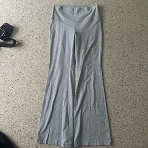 Aritzia TNA Gray flared yoga pants/foldover yoga pants size L